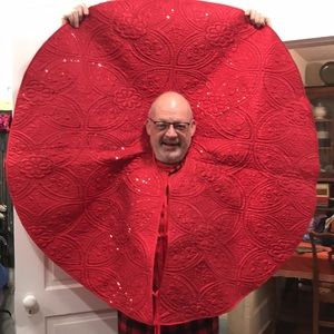 ALL ITEMS *NWOT* Christmas tree skirt + 2 stockings + wooden bead garland